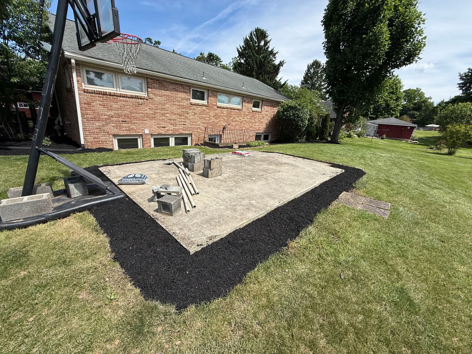 Gallery photos for Fresh Mulch, Expanded Beds, and a Full Landscape Cleanup: Image #4