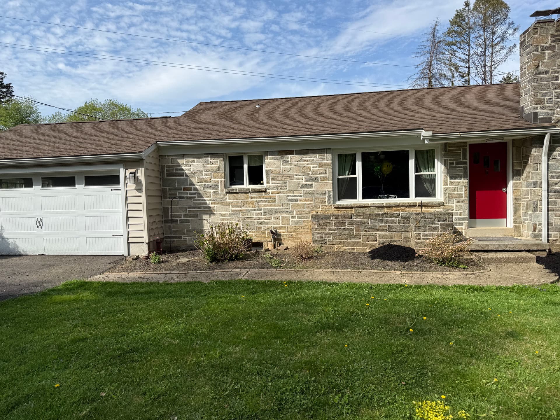 Gallery photos for Lawn Regrading, Fresh Mulch and a Full Reset: Image #4